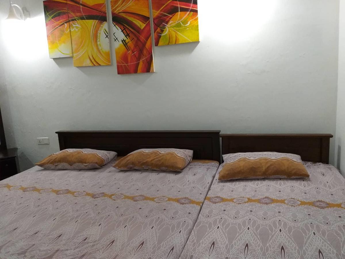 Villa Palm Breeze Polhena Exterior foto